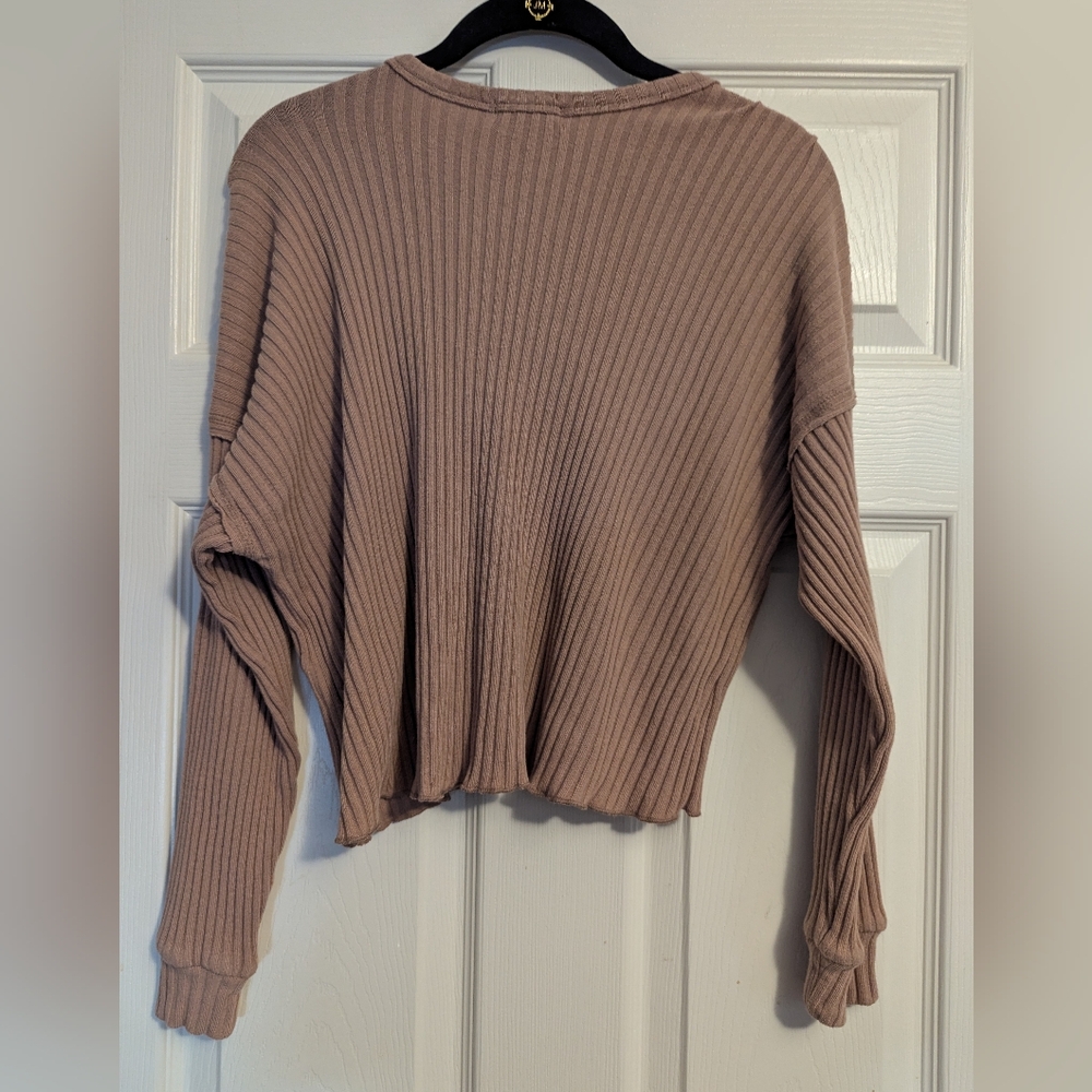 Billabong Essentials Ribbed Top EUC - Picture 2 of 5